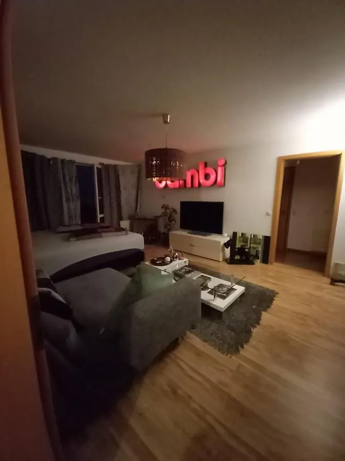 Tolle Private 2-Zimmer Wohnung Im Szene Bezirk Berlin-Friedrichshain ألمانيا