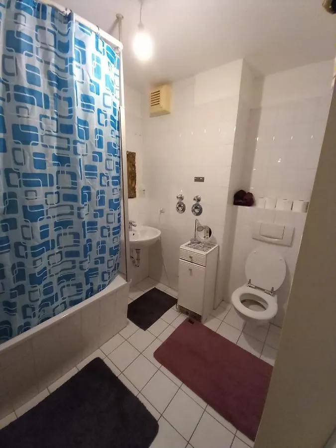 Tolle Private 2-Zimmer Wohnung Im Szene Bezirk Berlin-Friedrichshain 0*, Berlino Germania